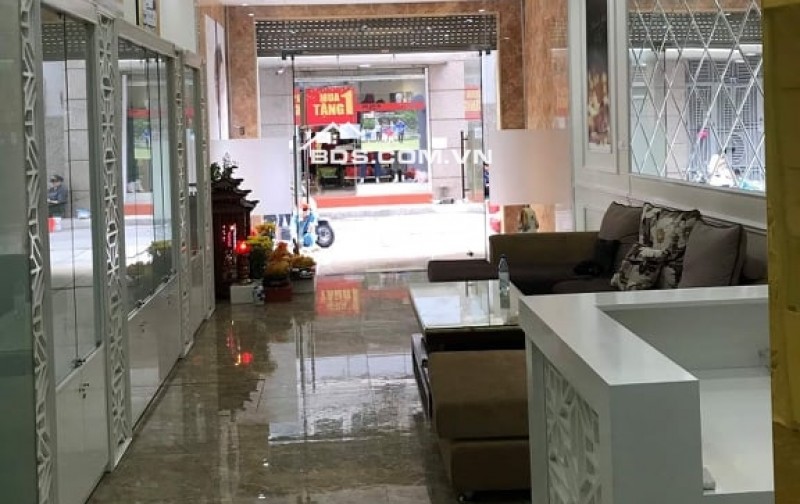 Hạ sốc 8 tỷ, nhà mặt phố Ba Đình, 54m2, 5 tầng, kinh doanh, vỉa hè 10m, 32.5 tỷ